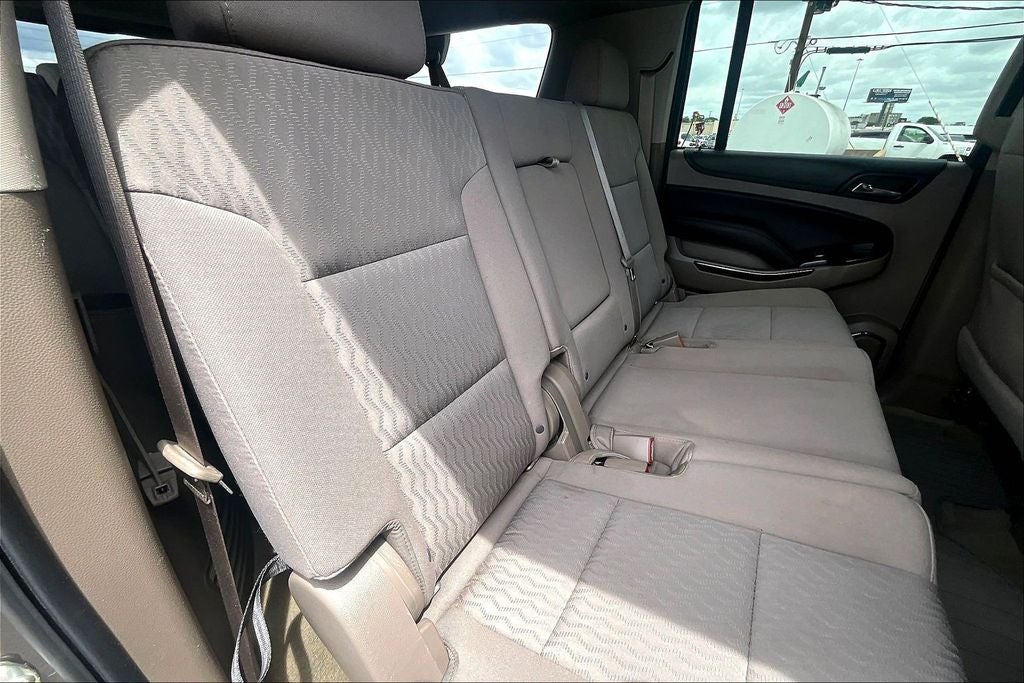 2016 Chevrolet Suburban LS