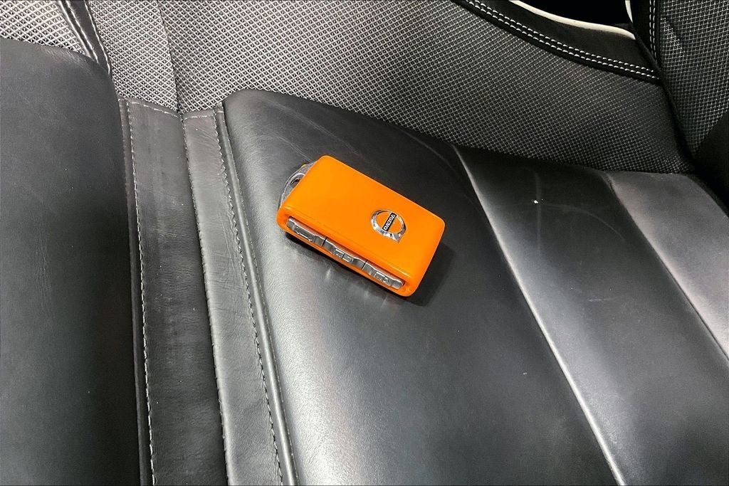 2024 Volvo S60 B5 Plus Black Edition