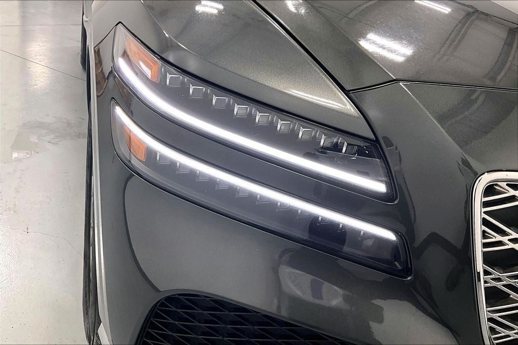 2025 Genesis GV80 2.5T