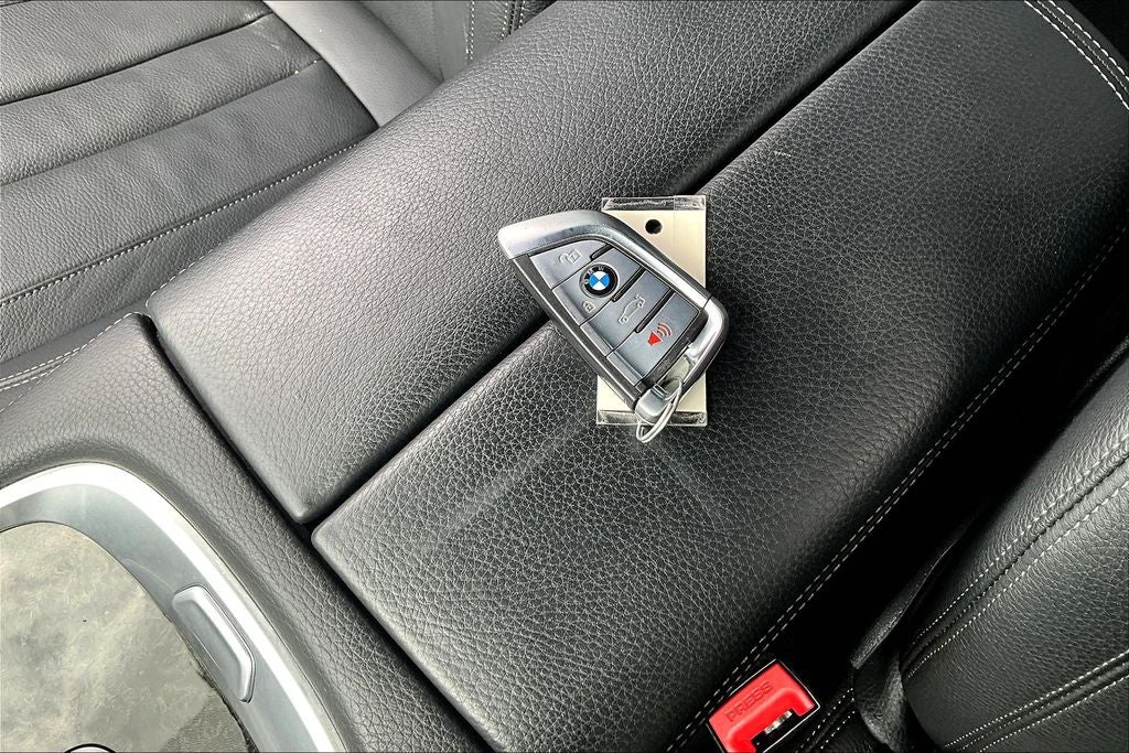 2022 BMW 7 Series 740i