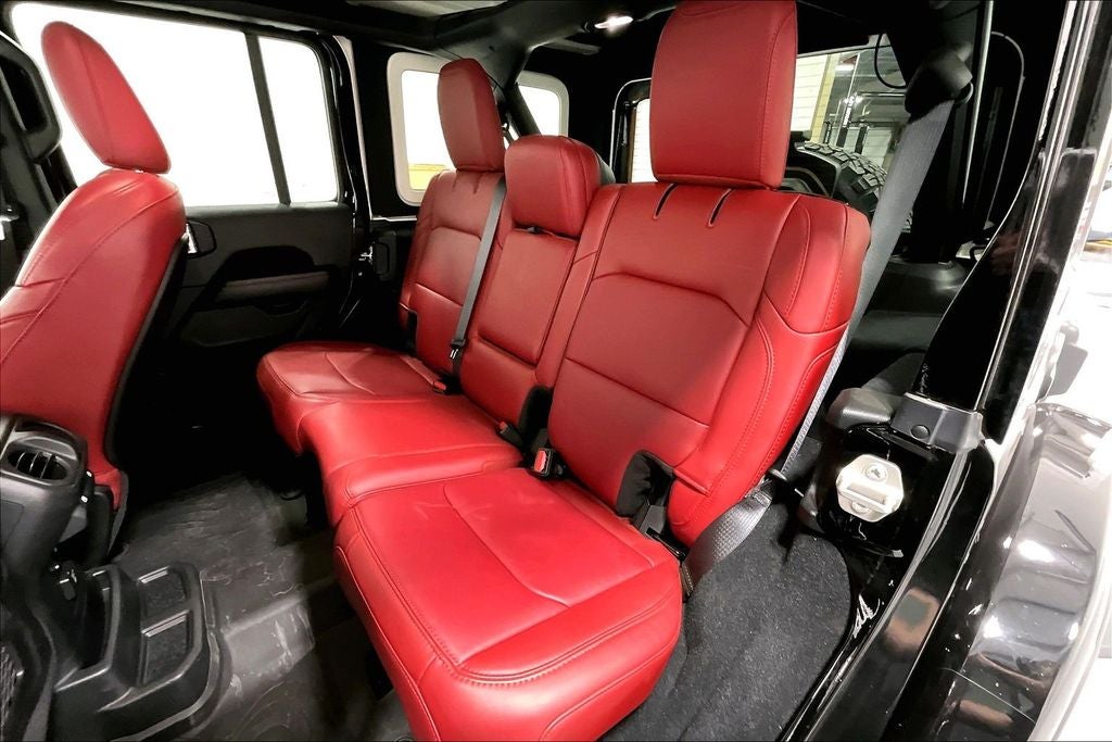 2024 Jeep Wrangler Rubicon 392