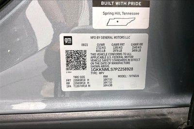 2023 GMC Acadia SLT