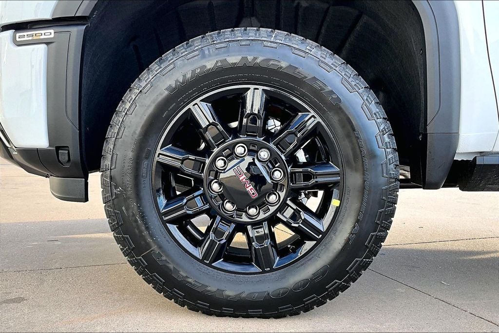 2026 GMC Sierra 2500HD AT4