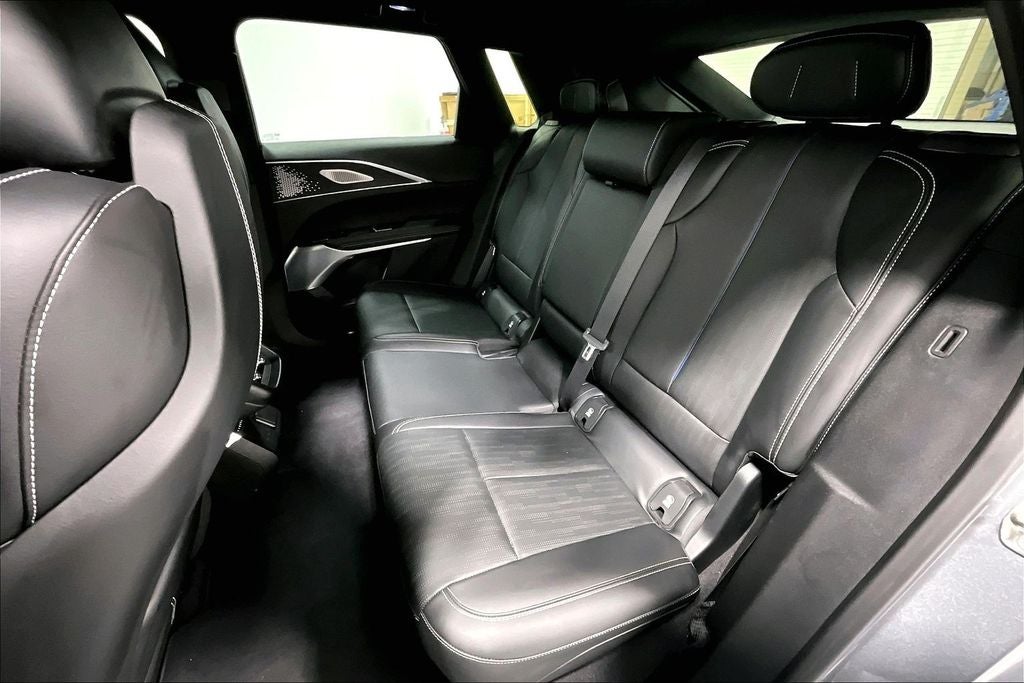 2023 Cadillac LYRIQ Luxury