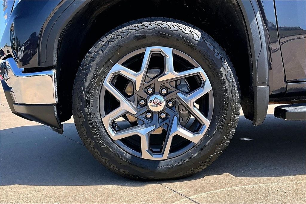 2024 GMC Sierra 1500 SLT