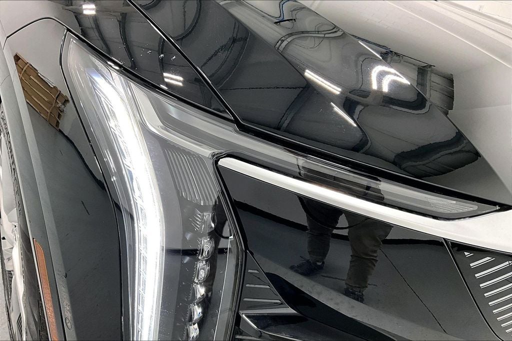 2027 Cadillac OPTIQ Luxury