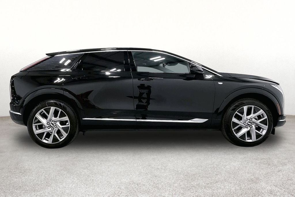 2027 Cadillac OPTIQ Luxury