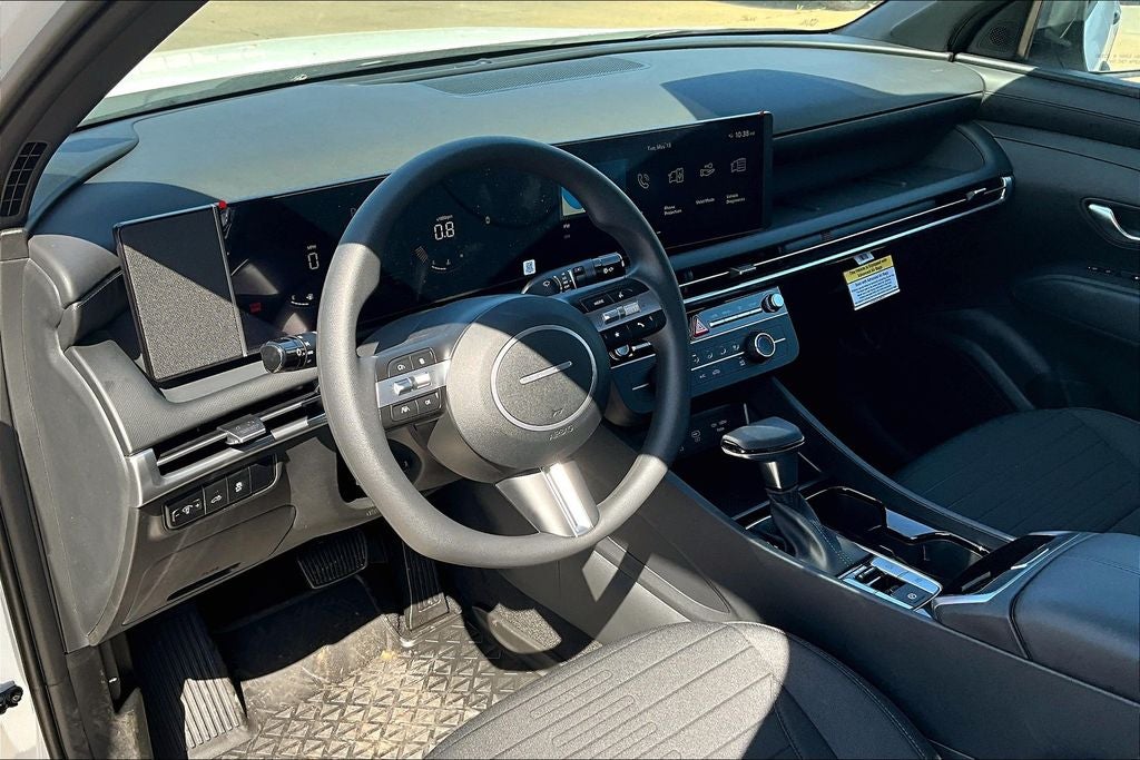 2025 Hyundai Santa Cruz SE