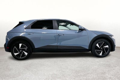 2026 Hyundai IONIQ 5 SE Standard Range