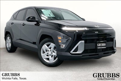 2027 Hyundai Kona SE