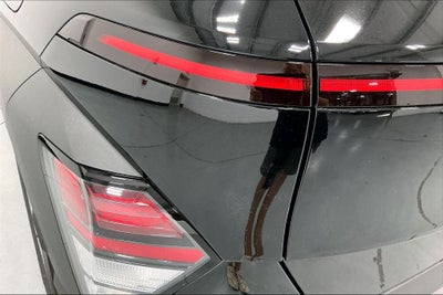 2027 Hyundai Kona SE