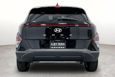2027 Hyundai Kona SE
