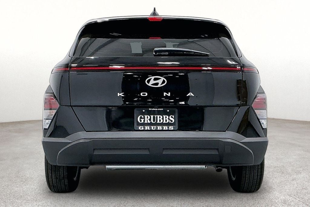2027 Hyundai Kona SE