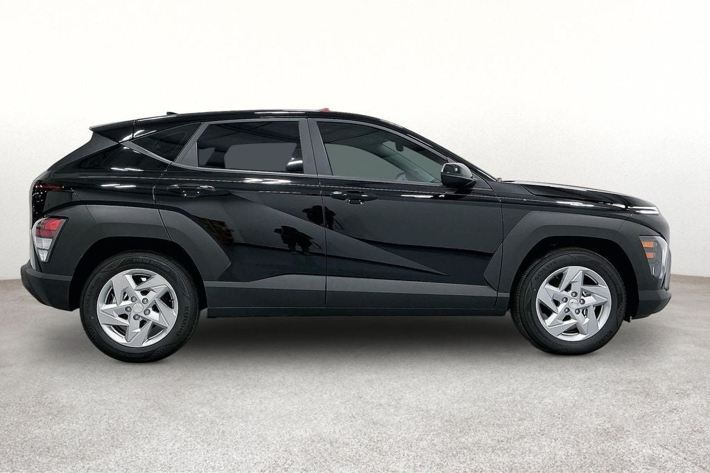 2027 Hyundai Kona SE