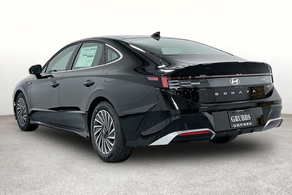 2026 Hyundai Sonata Hybrid Limited