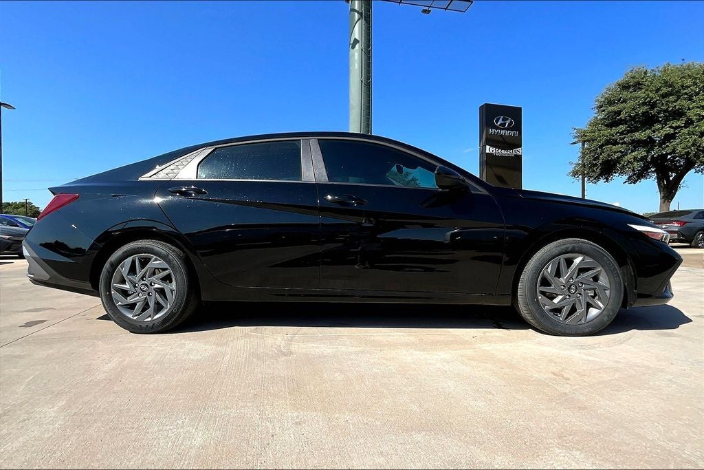 2025 Hyundai Elantra Hybrid Blue