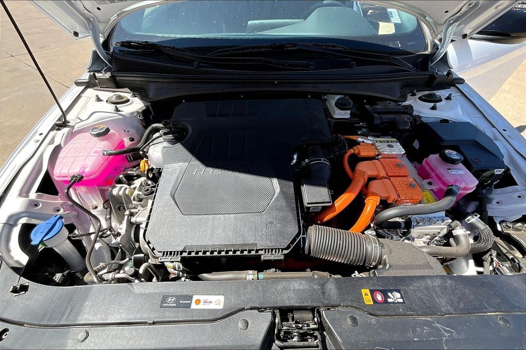 2025 Hyundai Elantra Hybrid SEL Sport