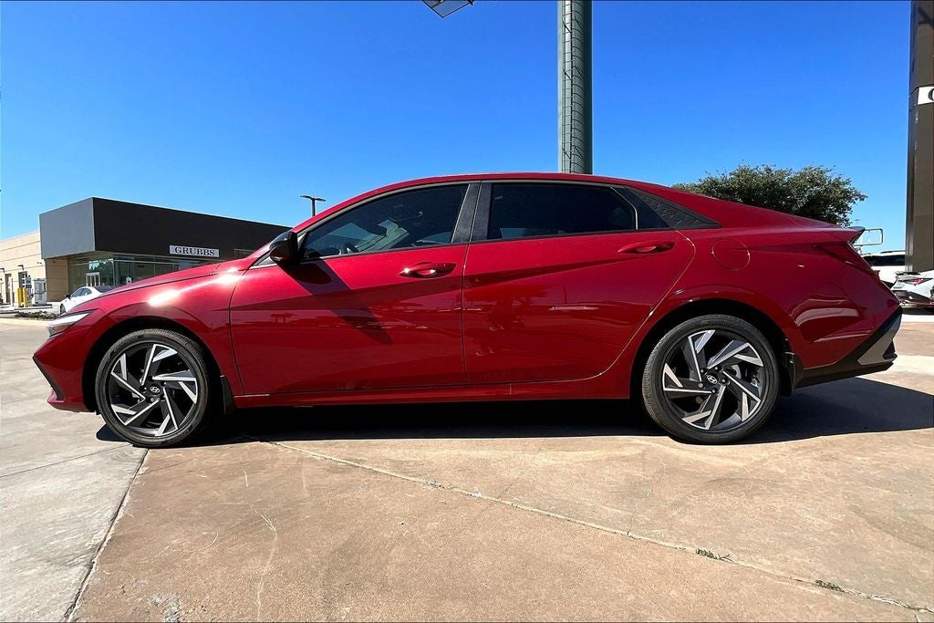 2025 Hyundai Elantra Hybrid SEL Sport