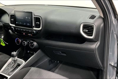 2026 Hyundai Venue SE