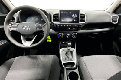 2026 Hyundai Venue SE