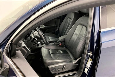 2020 Audi Q3 Premium quattro