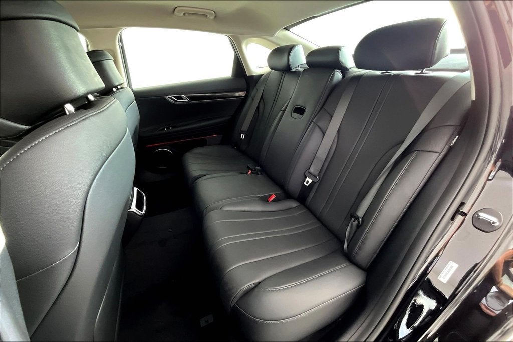 2027 Genesis G80 2.5T
